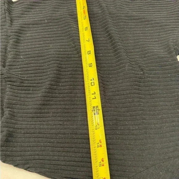 Pretty little things ribbed jump suit. Black short sleeve full open back… - Picture 7 of 12